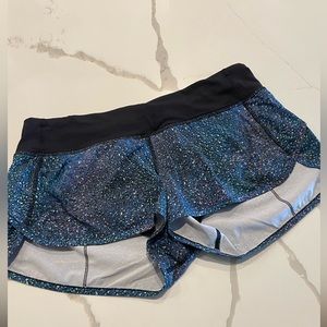 lululemon Speed Up 2.5” multicolor Women's Running Short Size 8